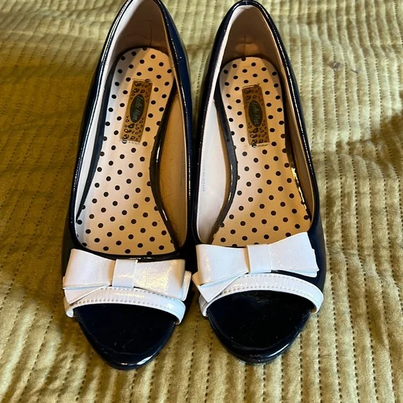 Lulu Hun Navy and white Sailor peep toe wedge size UK 38 - 7.5 USA - Picture 1 of 5